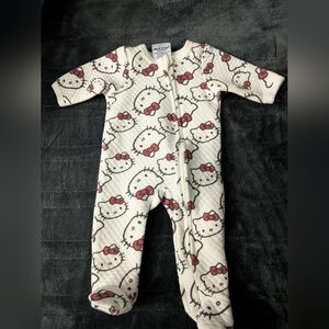 Hello Kitty Newborn EUC Cream and Red Kids One Piece Footed Pajamas